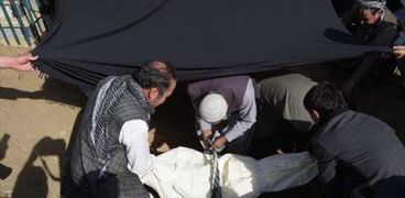 بالصور| ذكرى عاشوراء دامية في أفغانستان مع اعتداءات تستهدف الشيعة