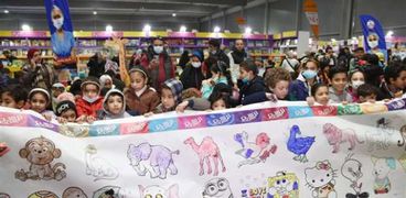 معرض القاهرة الدولي للكتاب يستقبل أطفال السجينات