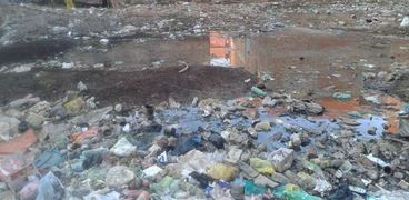 مياه الصرف الصحى تغرق منازل قرية «القبة» فى الشرقية