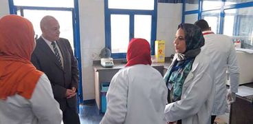 وكيل صحة الإسكندرية يتفقد مستشفى الحميات للتأكد من جودة الخدمة