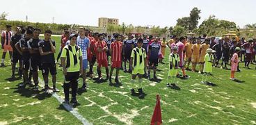 انطلاق البطولة فى ملعب تابع للكنيسة الرسولية بقرية العزيمة بسمالوط