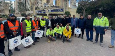 تكريم العاملين بالصرف الصحي في الإسكندرية
