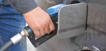 أسعار البنزين الجديدة تدخل حيز التنفيذ