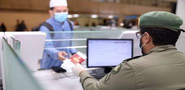 أتاحت الجوازات السعودية رابطا لتسجيل لقاح كورونا للمسافرين