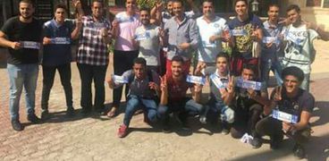 جامعة عين شمس تسلم طلابها تذاكر مبارة المنتخب الوطنى      