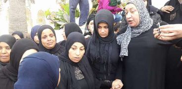 زوجة شهيد انفجار الإسكندرية: اليوم نشهد زفافه وعرسه بالجنة