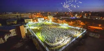 طلاب "هندسة الإسكندرية" ينظمون أكبر إفطار بالجامعة لـ4 آلاف طالب على شكل "راقص تنورة"