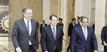 الرئيس عبدالفتاح السيسى ورئيسا اليونان وقبرص خلال لقاء سابق «صورة أرشيفية»