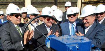 وزير البترول يفتتح خط انابيب غاز البوتاجاز في سوهاج