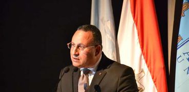 رئيس جامعة الإسكندرية الدكتور عبد العزيز قنصوة