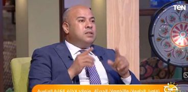 عبد الرحمن عبادي الخبير التعليمي