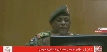 الفريق ياسر العطا عضو المجلس العسكري السوداني