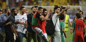 احتفالات الجماهير المصرية بالفوز على أوغندا