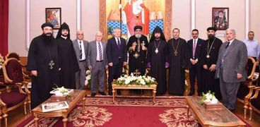 البابا خلال استقباله وفد الكنيسة الأرمينية للتهنئة بعيد القيامة