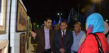 السكرتير العام المساعد للإسماعيلية يشهد حفل إحياء ليالى رمضان الثقافية بقصر الثقافة .