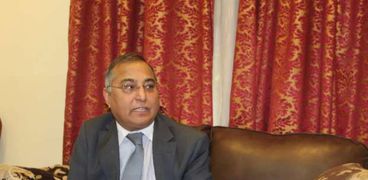 السفير الباكستاني في القاهرة مشتاق علي شاه