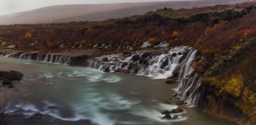 أحد الشلالات بآيسلندا