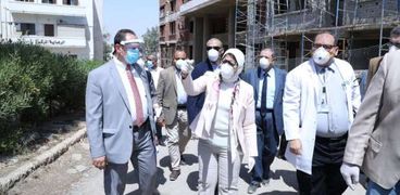وزيرة الصحة: تجهيز وتأهيل 34 مستشفى حميات وصدر لتخصيصها للعزل