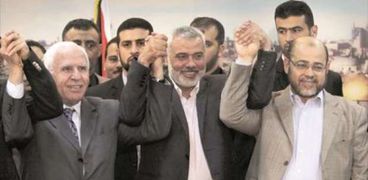اجتماع سابق لقيادات «حماس» و«فتح»