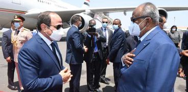 الرئيس عبدالفتاح السيسي خلال زيارته لرئيس جيبوتي