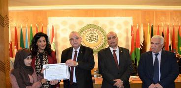 "التعليم" تكرم الفائزين بمسابقة اللغة العربية على مستوى الوطن العربي