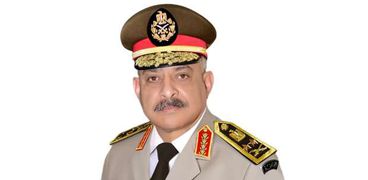 الفريق أول عبدالمجيد صقر القائد العام للقوات المسلحة وزير الدفاع والإنتاج الحربي