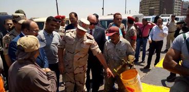 محافظ القليوبية وقائد المنطقة المركزية العسكرية في شبرا الخيمة