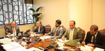 لقاء وزير المالية مع سفير الهند بالقاهرة