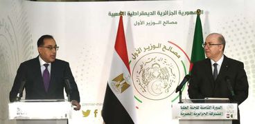 زيارة رئيس الوزراء المصري للجزائر الأخيرة