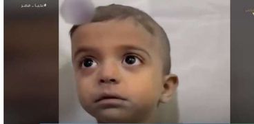 الطفل الفلسطيني المرتجف محمد أبو لولي