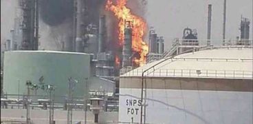 صورة متداولة لحريق مصفاة ميناء الأحمدي في الكويت