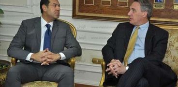 محافظ أسيوط يستقبل سفير هولندا بالقاهرة
