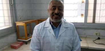 الدكتور حسن حلمى،مدير إدارة الدواجن بمديرية الطب البيطرى بكفرالشيخ