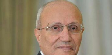 الدكتور محمد سعيد العصار وزير الانتاج الحربي