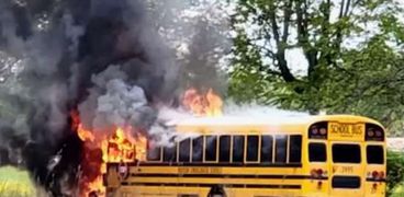 اندلاع حريق في حافلة مدرسية بالولايات المتحدة