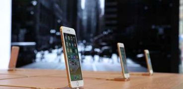 آبل تعلّق إنتاج هواتف iPhone 8 Plus بسبب مكونات غير معتمد