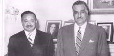 ثروت عكاشة مع الزعيم جمال عبدالناصر