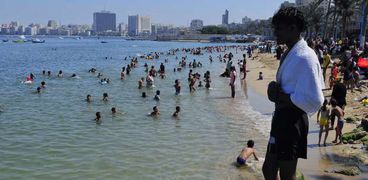 شاطئ بحري في الإسكندرية