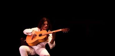 عازف الجيتار المكسيكى باكو رينتيريا