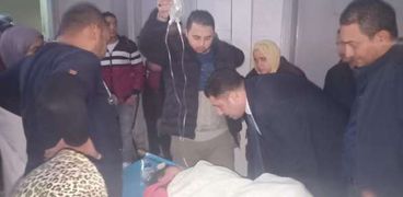 نائب محافظ القاهرة يزور المصابين