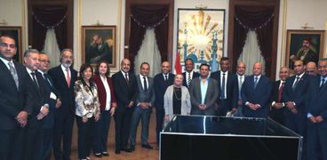 محافظ القاهرة يلتقى أعضاء مجلس الشيوخ