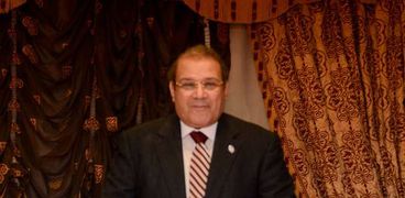 د.حسن راتب