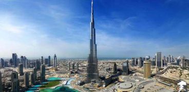 آثار كورونا تطال إمارة دبي الغنية وتؤدي لانكماش اقتصادها