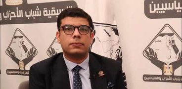 لطفي سالمان عضو تنسيقية شباب الأحزاب والسياسيين