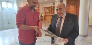 مصطفى الفقي يبحث في أثينا التعاون بين مكتبة الإسكندرية ومتحف بيناكي