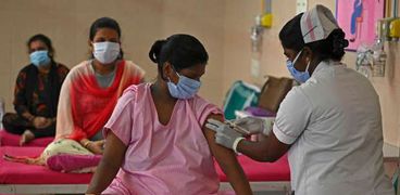 حملة تطعيم ضد كورونا في مدينة شيناي الهندية