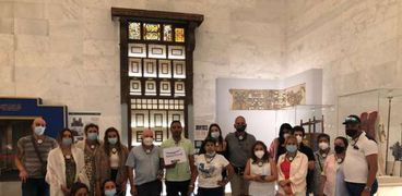 الفوج السياحي الإسباني يزور متحف الحضارة المصرية بالفسطاط