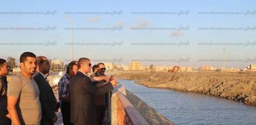محافظ كفر الشيخ يتفقد كورنيش بحيرة البرلس
