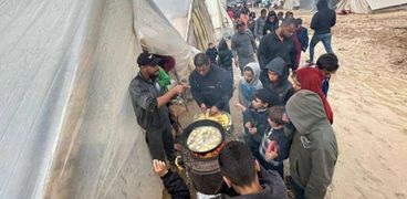 طوابير الطعام في غزة