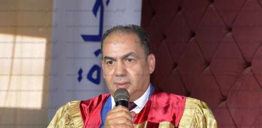 الدكتور محمد عطوة